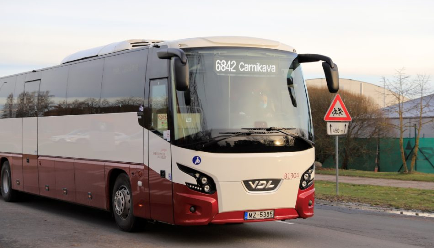 Autobuss uz Carnikavu