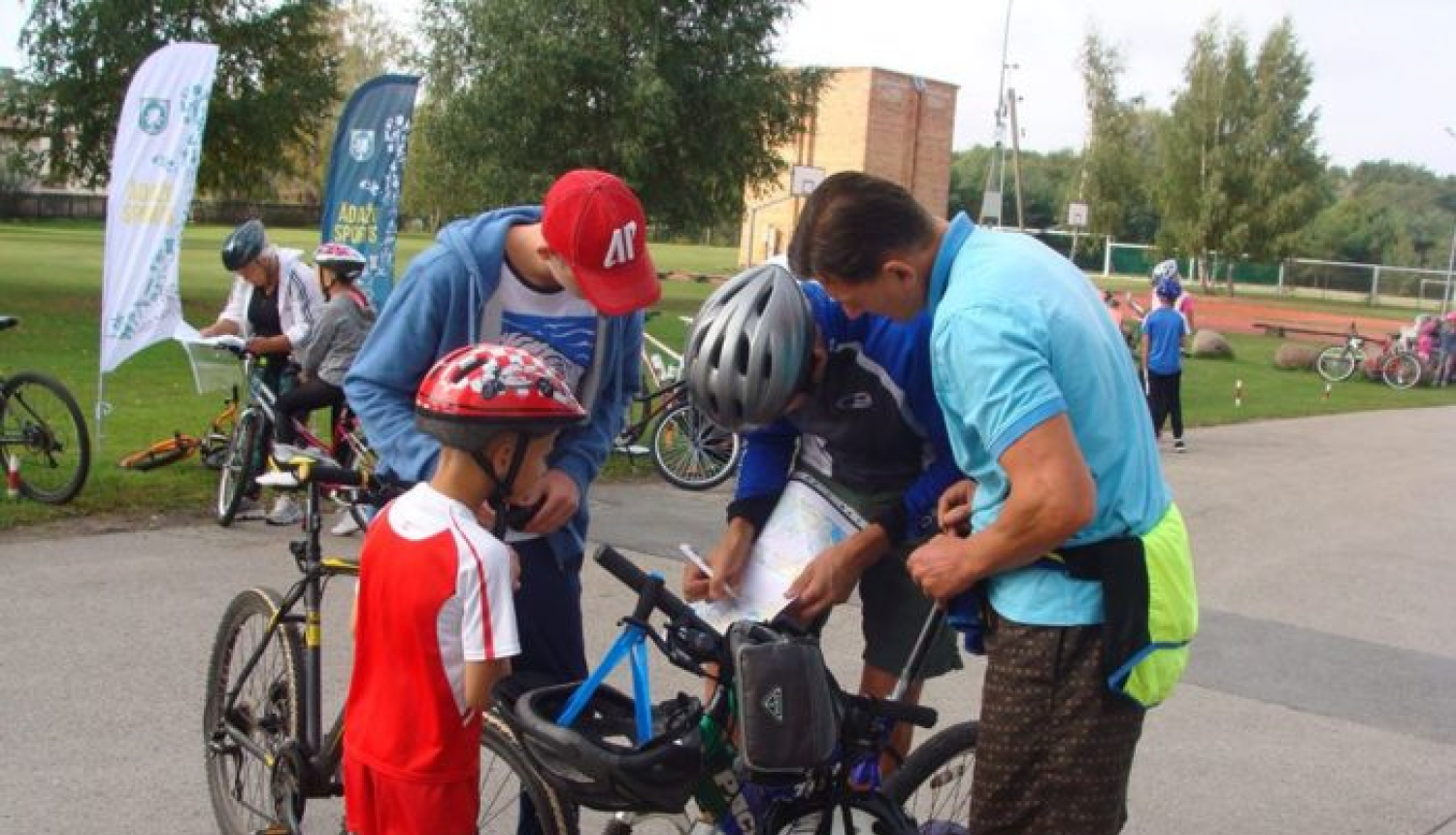 13 aizraujoši kontrolpunkti velo orientēšanās maratonā “Tulko, min(i), orientējies!”