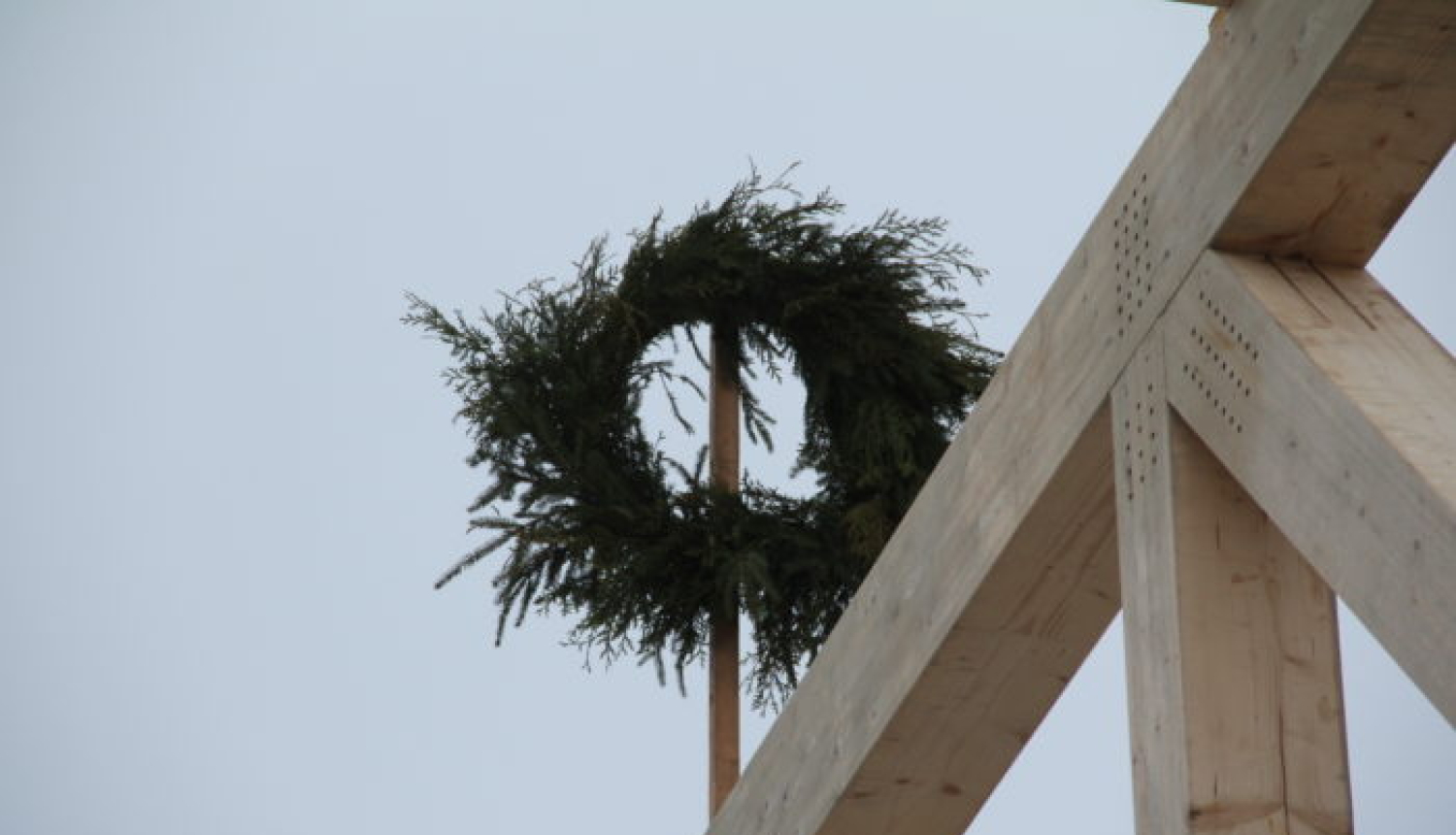 Nosvinēti Spāru svētki Carnikavas pamatskolai