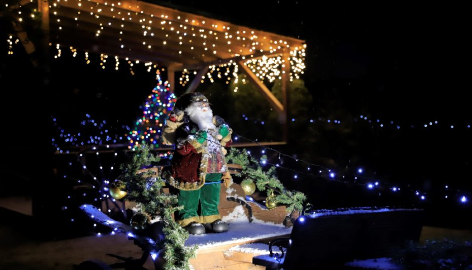 Ziemassvētku noformējums