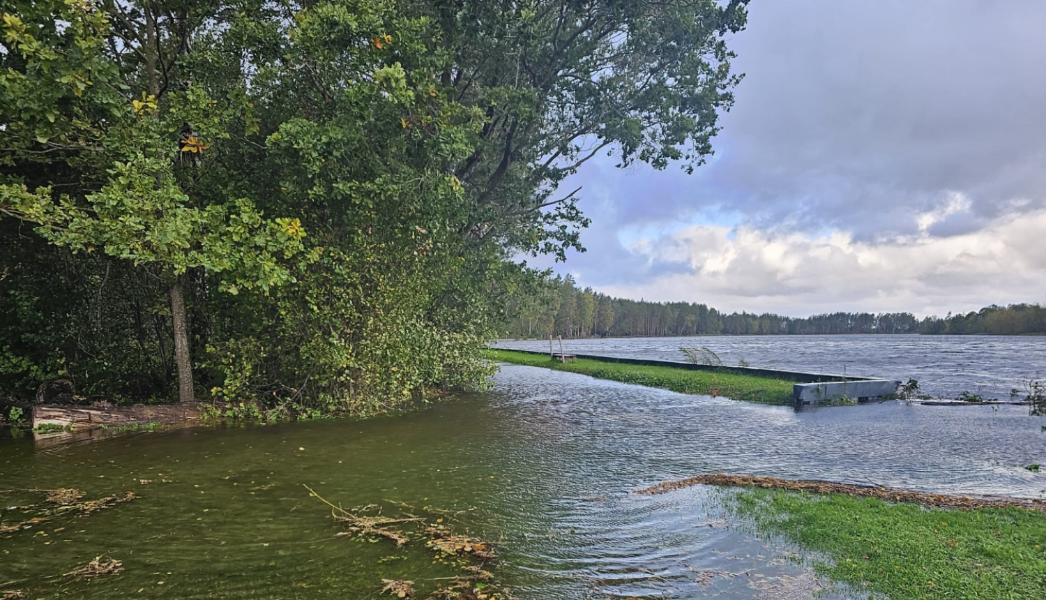 applūdis Gaujas krasts Carnikavā