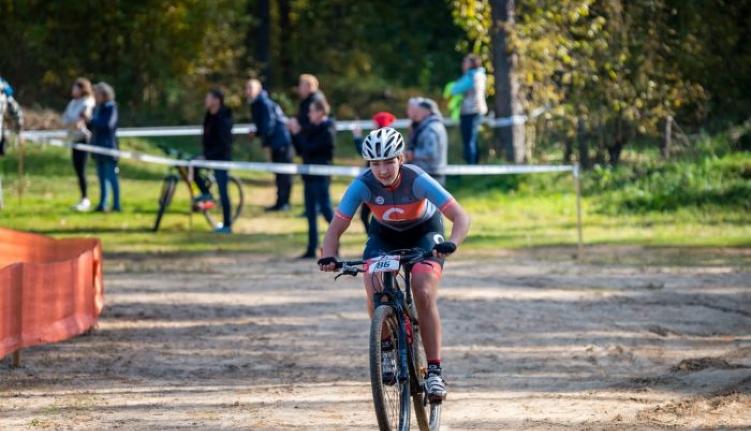 Rodionova uzvar MTB riteņbraukšanas maratonā